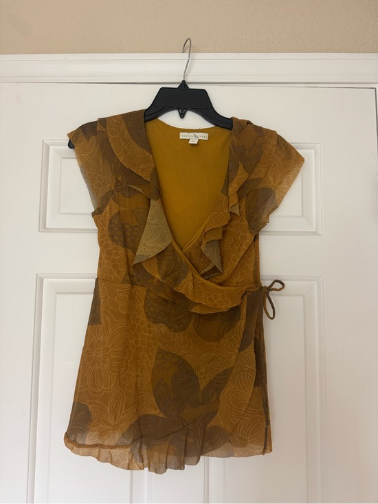 American Vintage Tops - Vintage 90s Floral Wrap Top